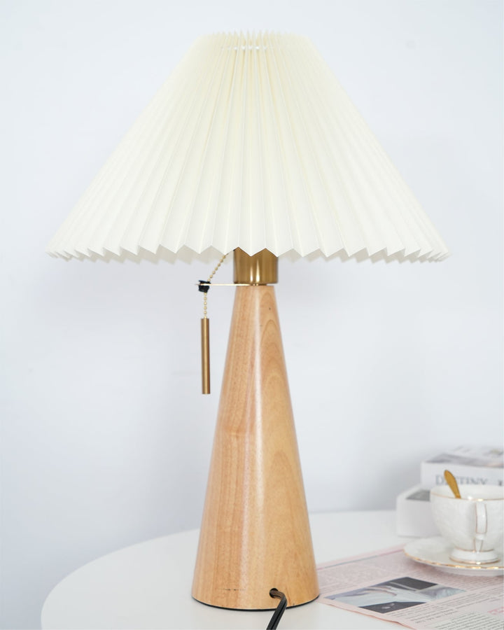 AntiqueRadiance – Elegant Wood and Metal Table Lamp | Kalsten