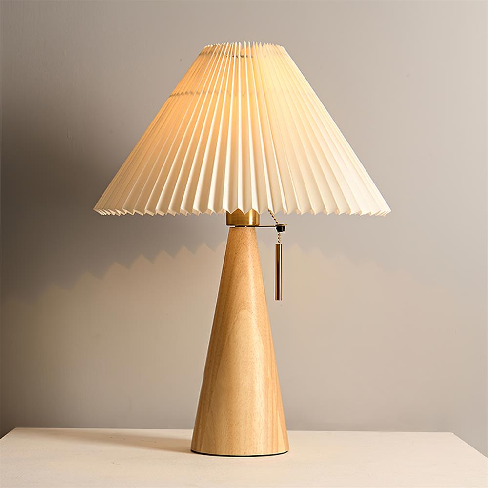 AntiqueRadiance – Elegant Wood and Metal Table Lamp | Kalsten