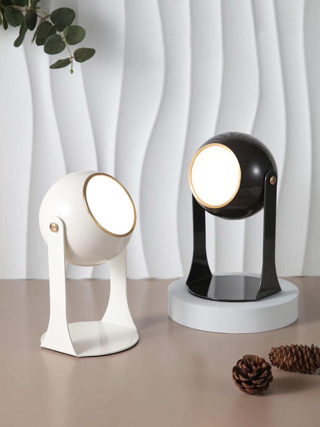 Svejk Table Lamp 5' | Kalsten