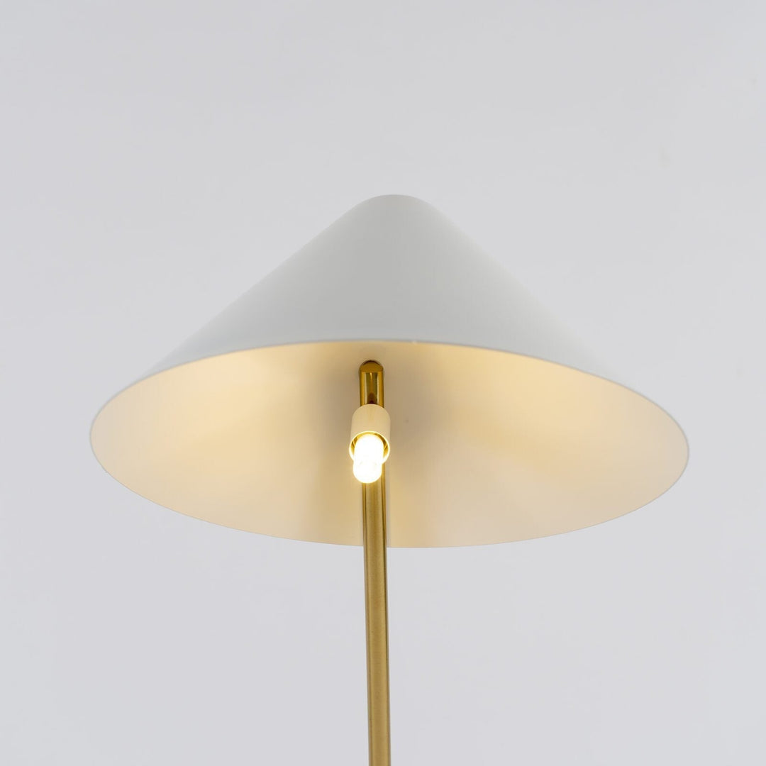 Small Hat Table Lamp | Kalsten