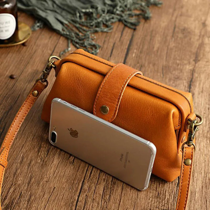 Norvella Shoulder Bag of Structured Imitation Leather for Women | Kalsten
