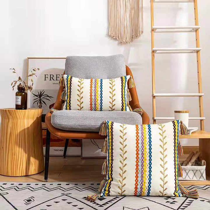 Textured-Tassel Pillowcase | Kalsten