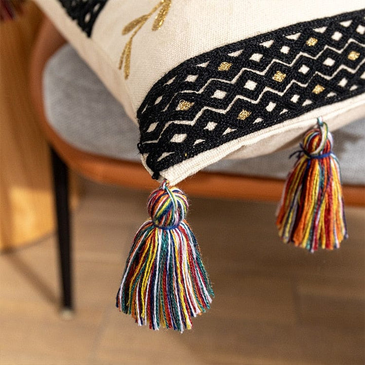 Textured-Tassel Pillowcase | Kalsten