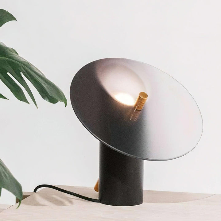 Tinge Table Lamp 9.4' | Kalsten