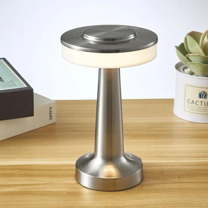 AuraMetal - Nordic-Inspired Table Lamp | Kalsten
