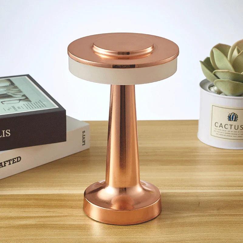 AuraMetal - Nordic-Inspired Table Lamp | Kalsten