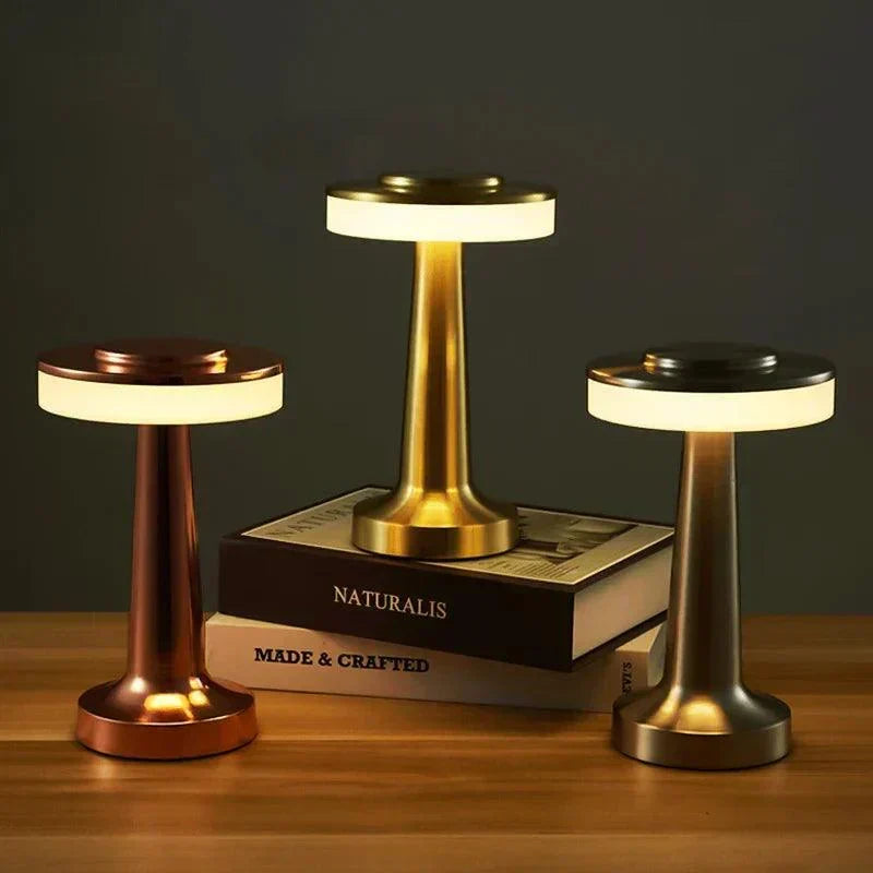 AuraMetal - Nordic-Inspired Table Lamp | Kalsten