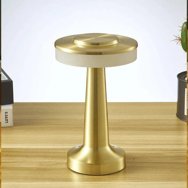 AuraMetal - Nordic-Inspired Table Lamp | Kalsten