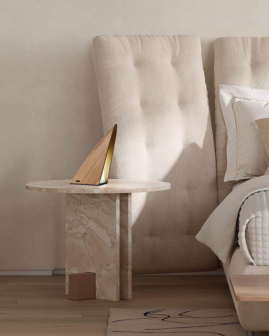 Triangular Table Lamp 9.4' | Kalsten