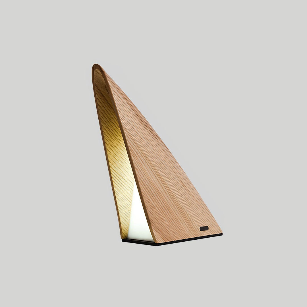 Triangular Table Lamp 9.4' | Kalsten