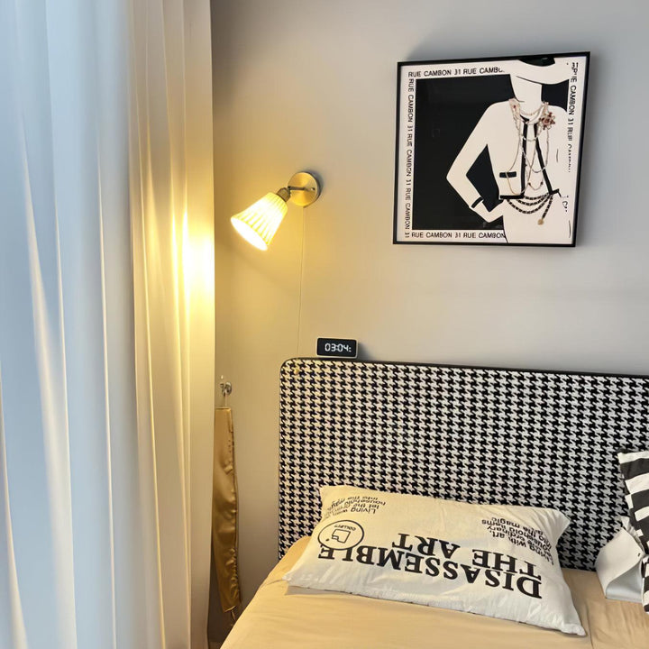 Trumpet Ceramic Wall Light | Kalsten