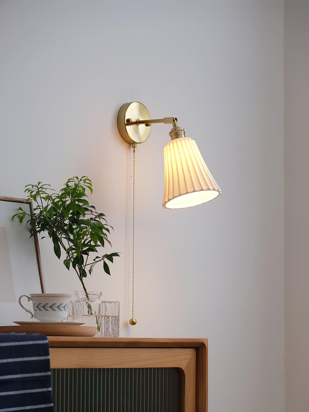 Trumpet Ceramic Wall Light | Kalsten