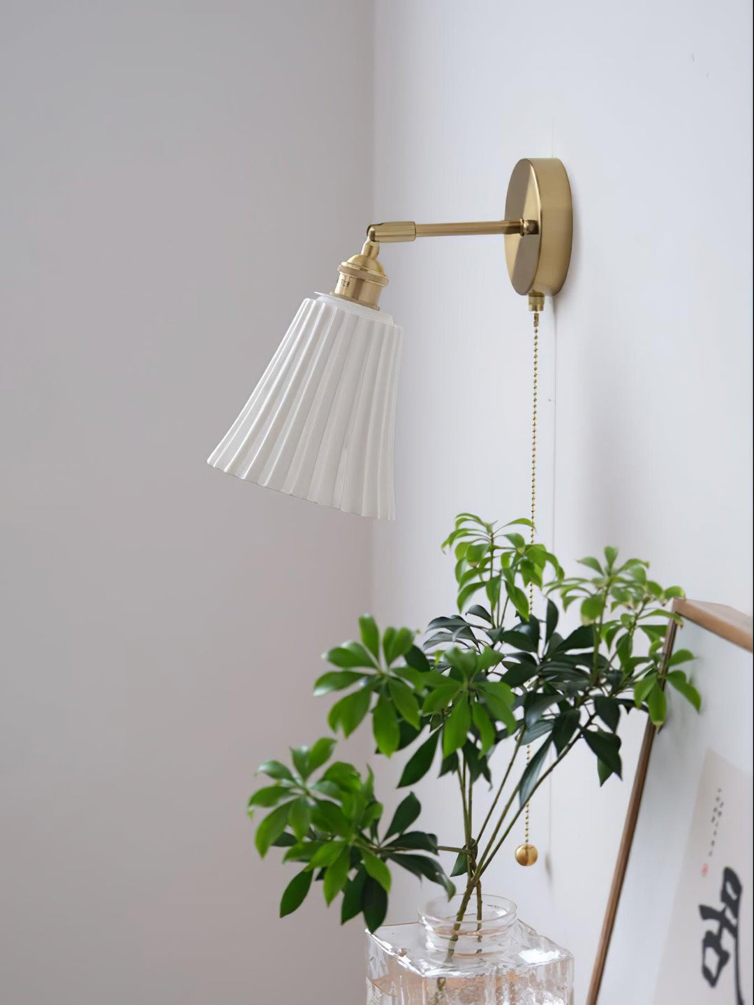 Trumpet Ceramic Wall Light | Kalsten