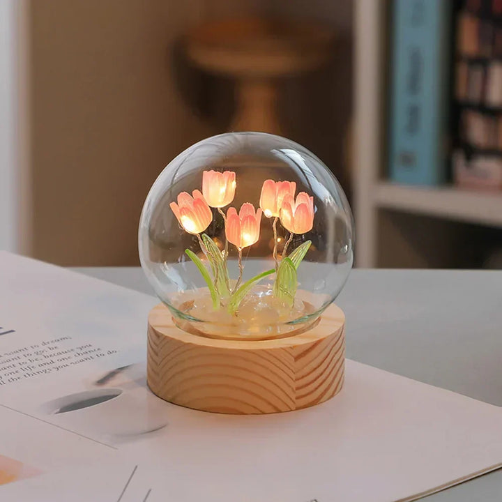 TulipGlow Elegant Floral Table Lamp – Refined Lighting Kalsten