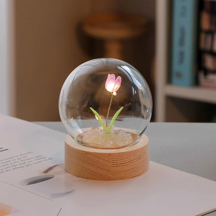 TulipGlow Elegant Floral Table Lamp – Refined Lighting Kalsten