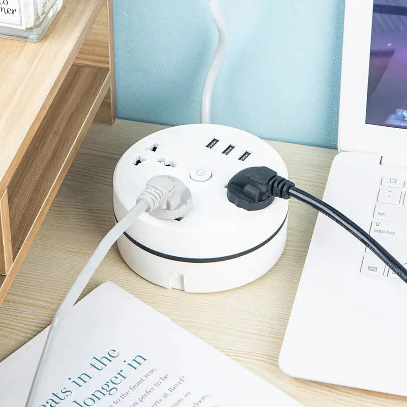 Kalsten | Universal power strip with retractable cable & USB ports