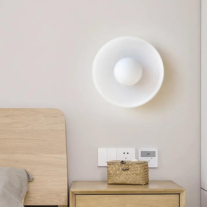 Round Ceiling Lamp with Stylish Functionality - LumiSphere | Kalsten