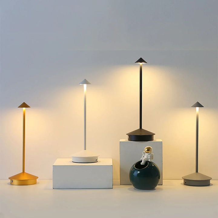 Eindhoven Robyn Arrow LED Table Lamp | Kalsten