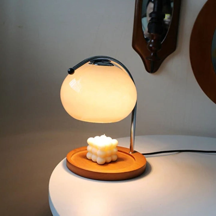 Eindhoven Alyssa Retro Glass Table Lamp | Kalsten