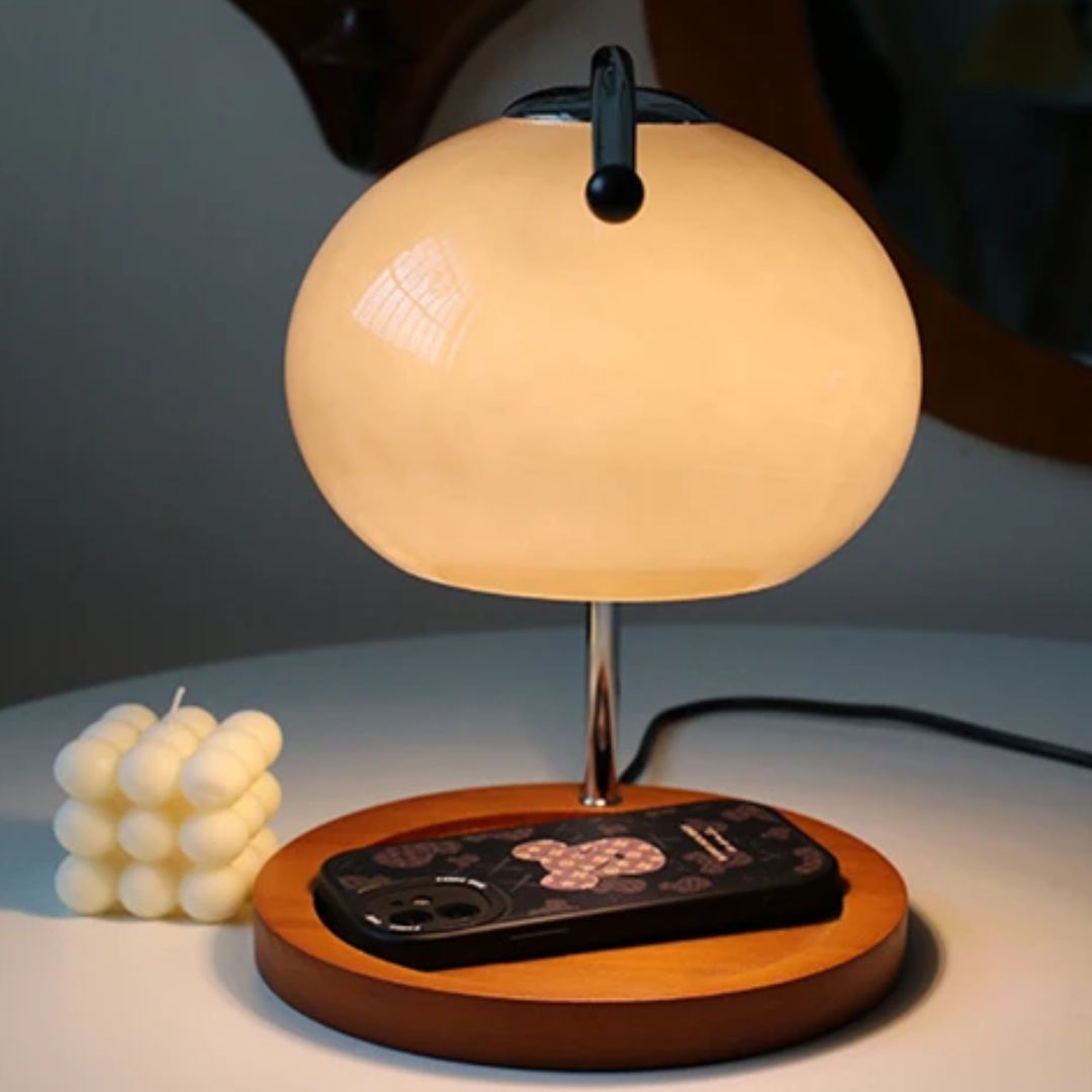 Eindhoven Alyssa Retro Glass Table Lamp | Kalsten