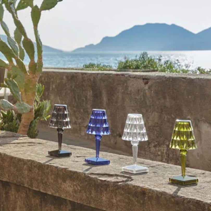CrystalLuxe Table Lamp - Elegant Crystal Table Lighting Kalsten