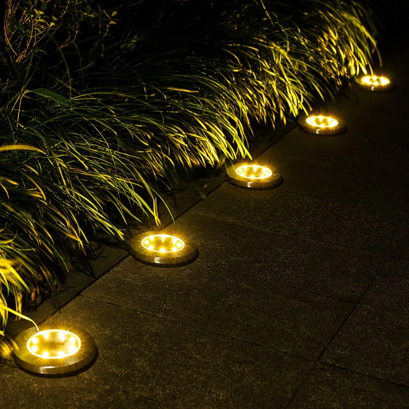 EcoGlow Solar Lamp - Sustainable Rechargeable Outdoor Lighting | Kalsten