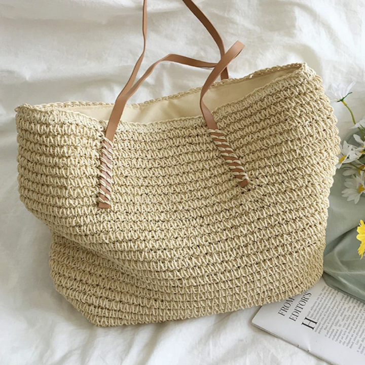 Spacious Handbag with Sturdy Shoulder Strap - TerraWoven | Kalsten