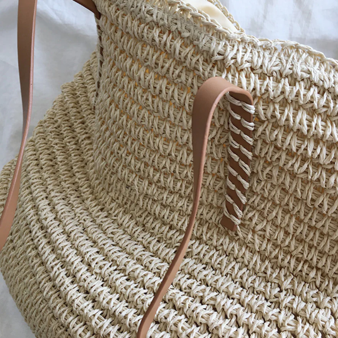 Spacious Handbag with Sturdy Shoulder Strap - TerraWoven | Kalsten