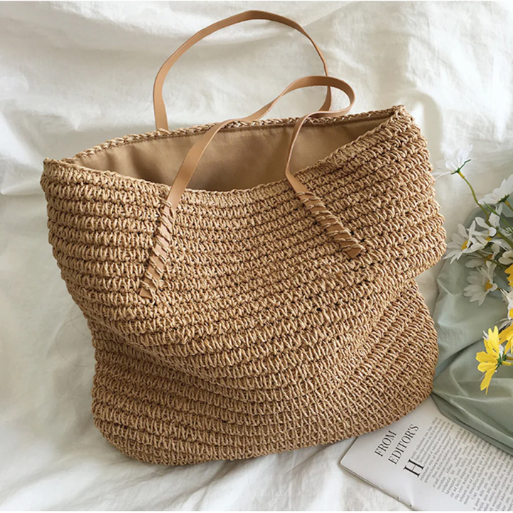Spacious Handbag with Sturdy Shoulder Strap - TerraWoven | Kalsten