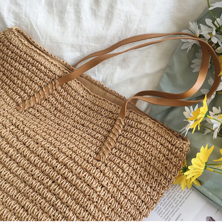 Spacious Handbag with Sturdy Shoulder Strap - TerraWoven | Kalsten