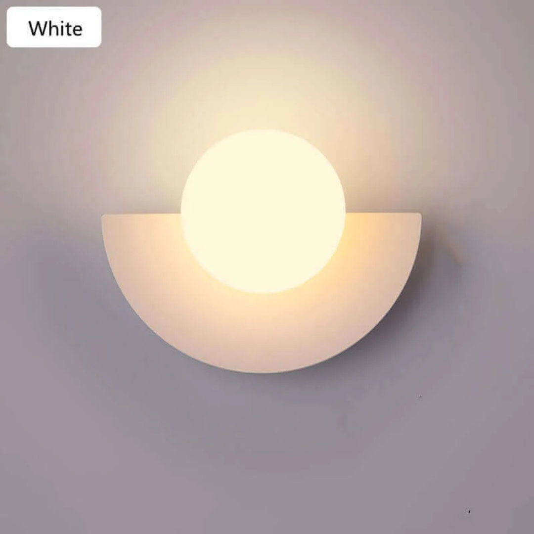 Metal Half Moon Wall Lamp - LunaMetal | Kalsten