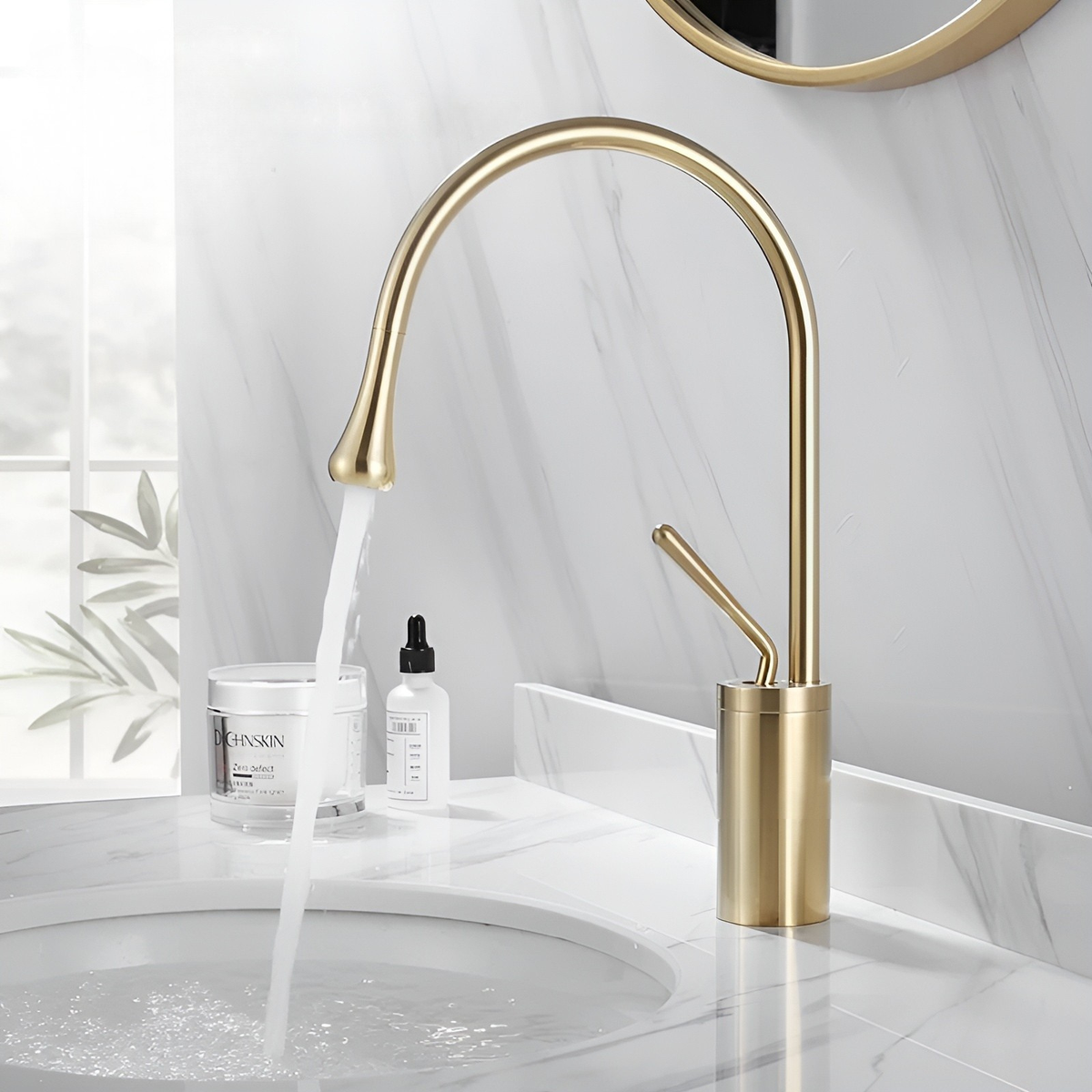 Basin mixer tap in a brushed look – Basin mixer tap, hot-cold mixer, brass tap for residential use | Karnz