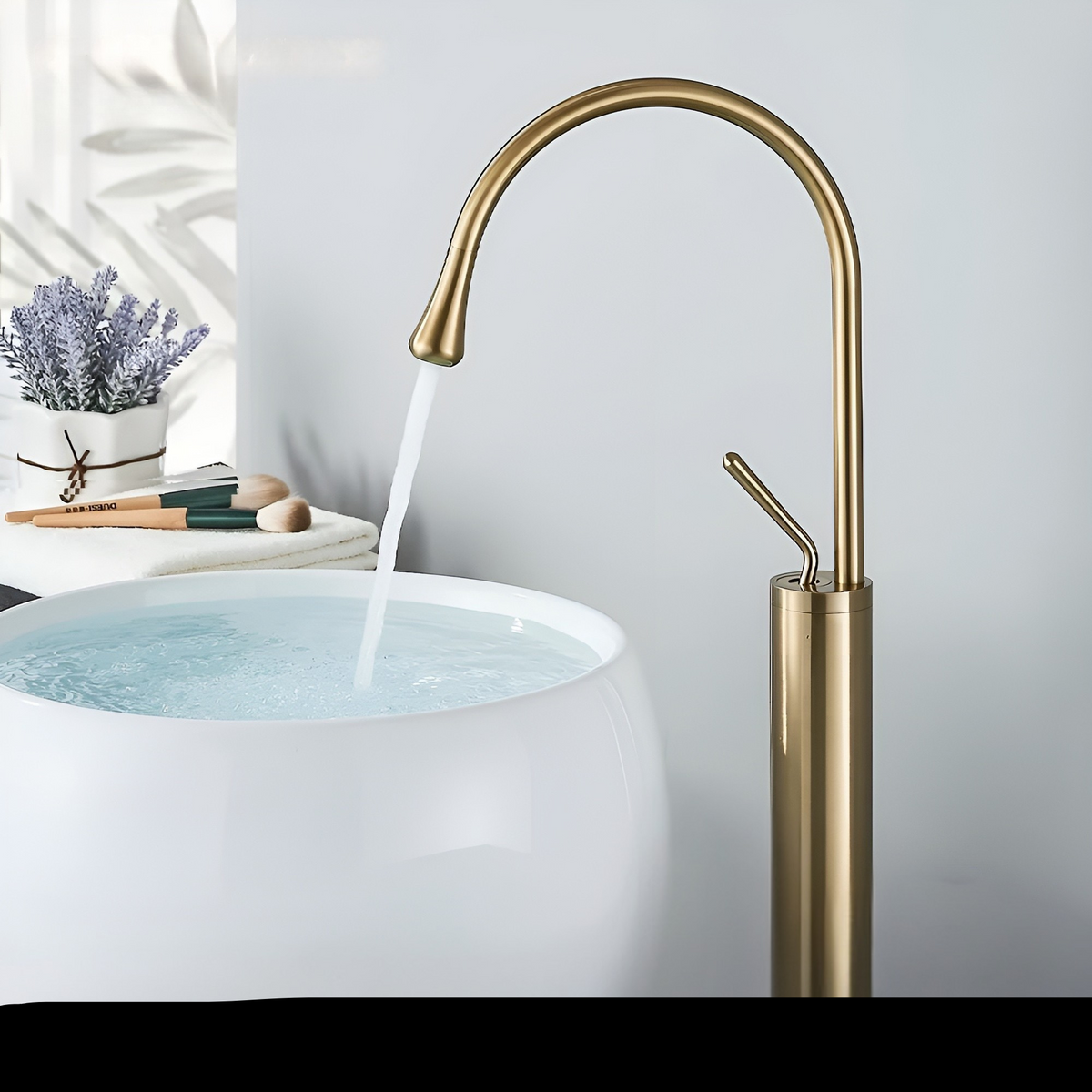 Basin mixer tap in a brushed look – Basin mixer tap, hot-cold mixer, brass tap for residential use | Karnz