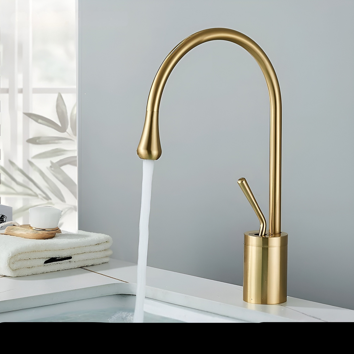 Basin mixer tap in a brushed look – Basin mixer tap, hot-cold mixer, brass tap for residential use | Karnz