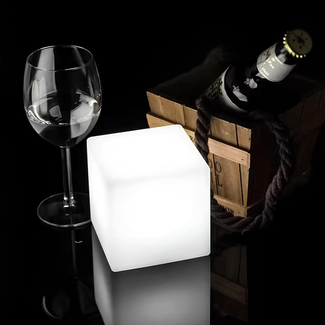 CubeAura Light - Creative cubic garden lamp | Kalsten