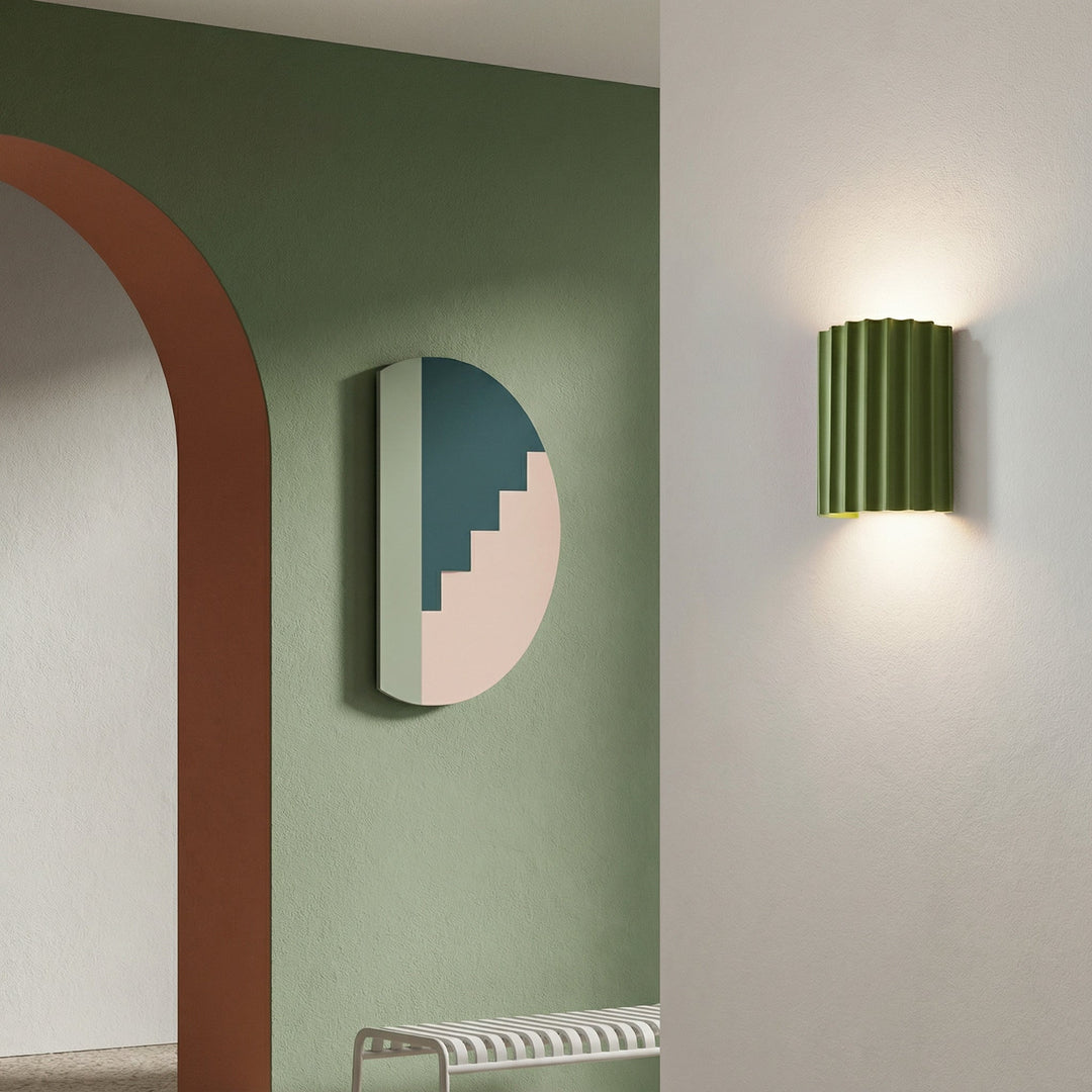 Nordic Pleated Resin Wall Sconce | Modern Macaron Ribbed LED Lamp (16.5cm) | Kalsten