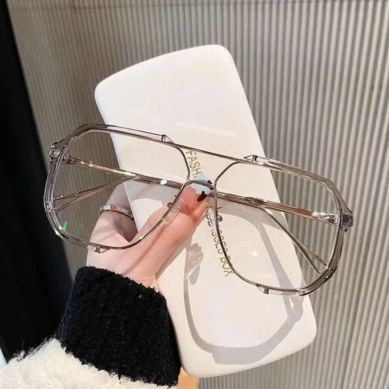 Skanto | Square Women's Sunglasses with UV400 & Color-Changing Lenses