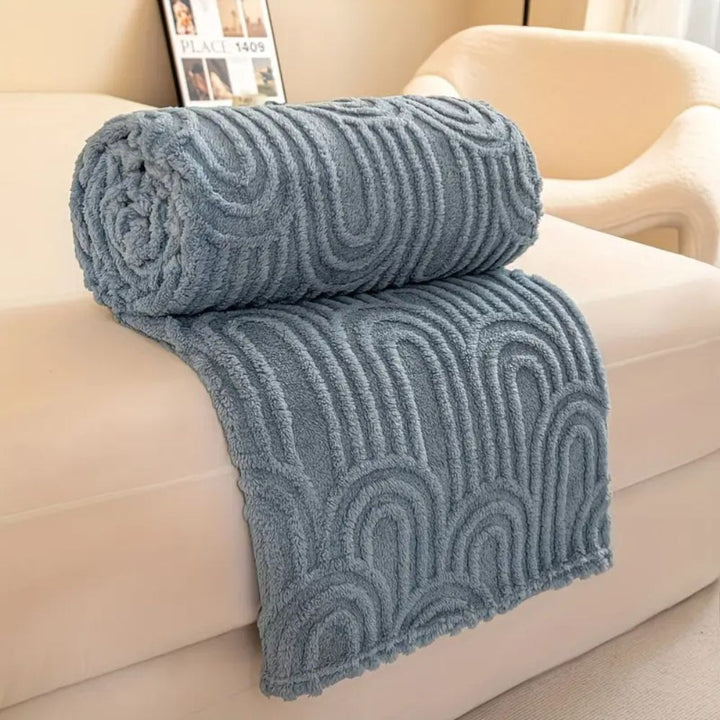 Ultra-Plush Microfiber Blanket with Raised Arch Pattern – Lightweight Cozy Throw for Home and Travel 4