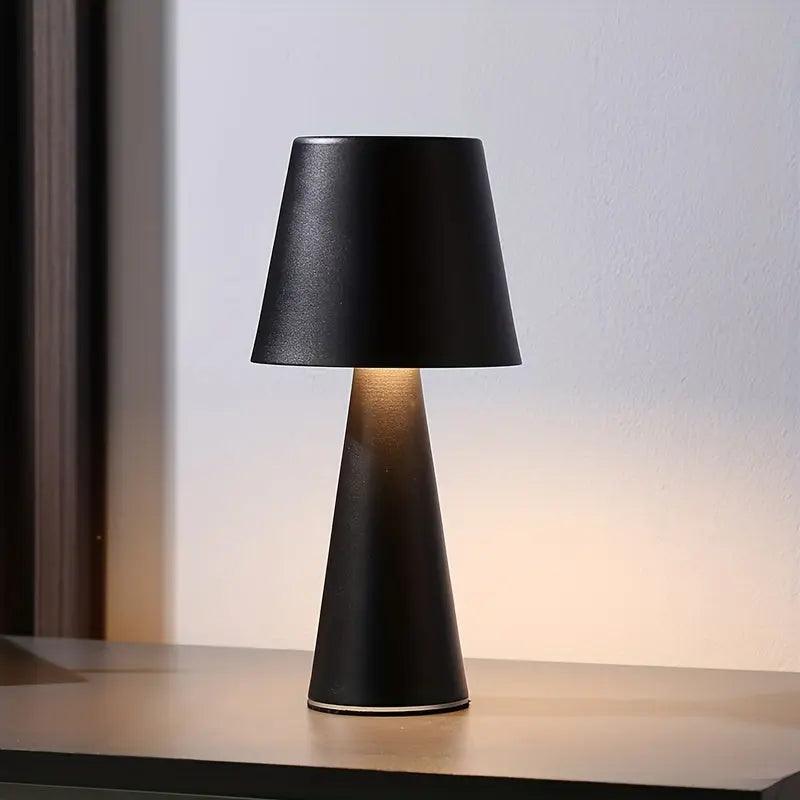 Table lamp - Lighting - black - Add refined style and leave a lasting impression | Kalsten