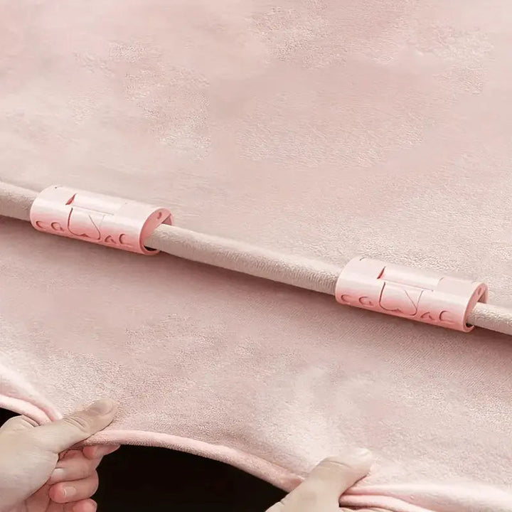 Kalsten | Adjustable sheet holder – Never again slipping bed linen
