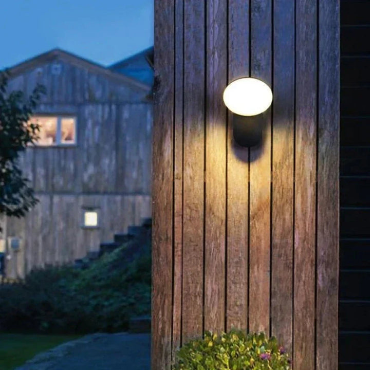 Modern LED porch light with motion sensor - Waterproof outdoor lighting, energy-saving, ideal for terrace and entrance | Kalsten