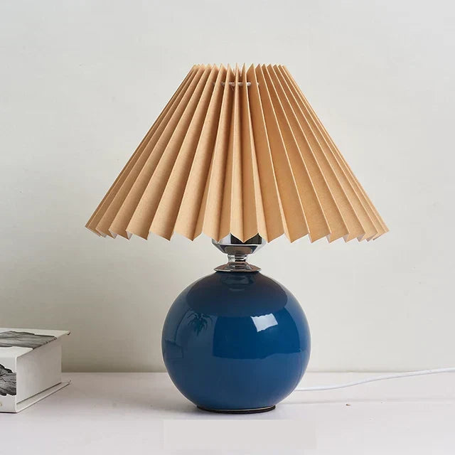 Luminous Heritage: Vintage Table Lamp with Pleated Shade – Elegant Antique Retro Nightstand Lighting Solutions | Kalsten