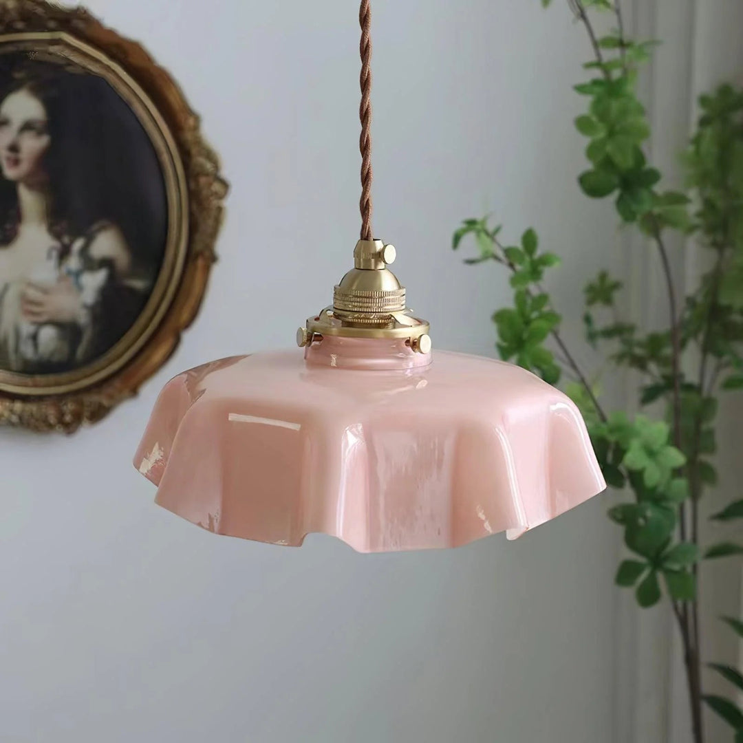 Modern Romantic Small Glass Ribbon Edge Pendant Light For Living Room | Kalsten