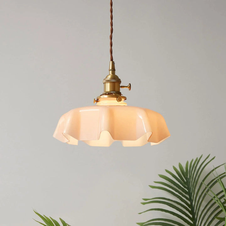 Modern Romantic Small Glass Ribbon Edge Pendant Light For Living Room | Kalsten