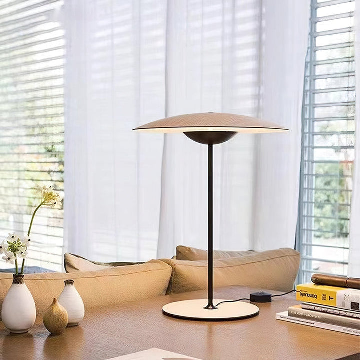 Wilbur Table Lamp | Kalsten