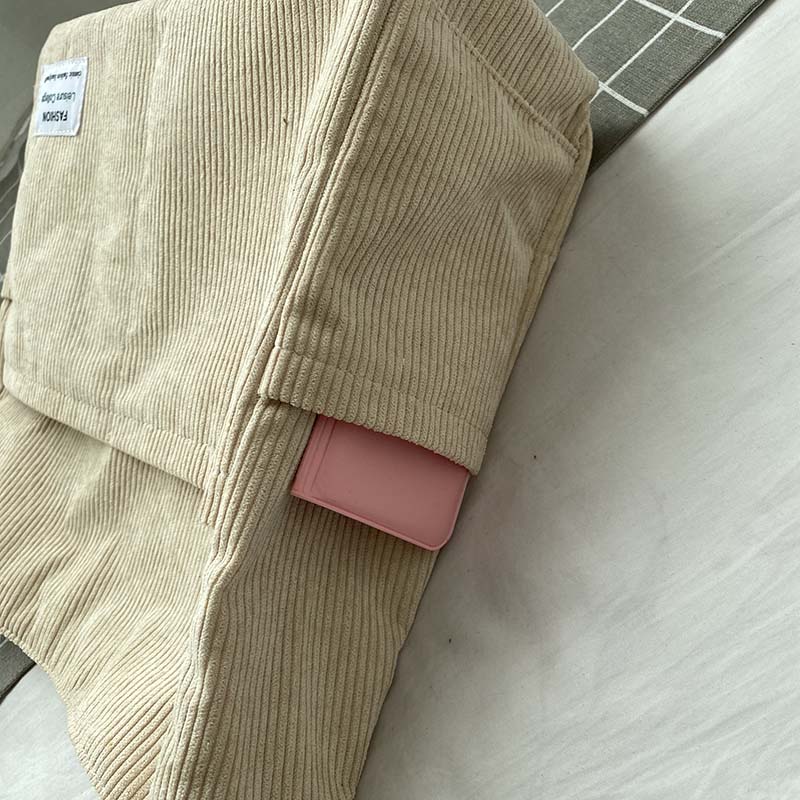 Skanto | Snor Crossbody Bag – Quiet and Durable Leather Strap Bag for Everyday Use