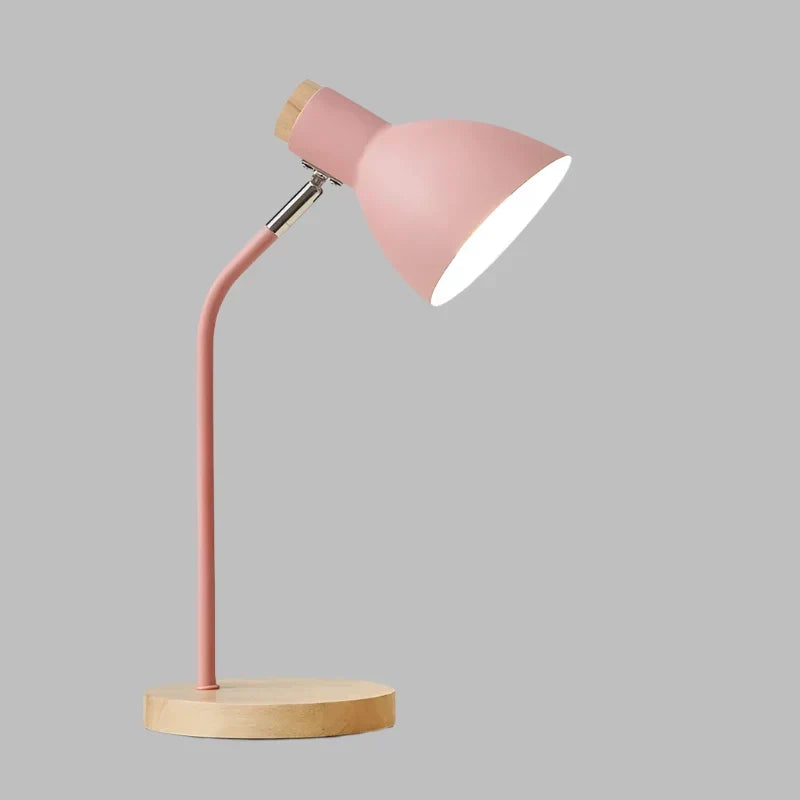 Wooden Table Lamp – Creative Scandinavian Desk Lamp made of Wood and Metal | Kalsten