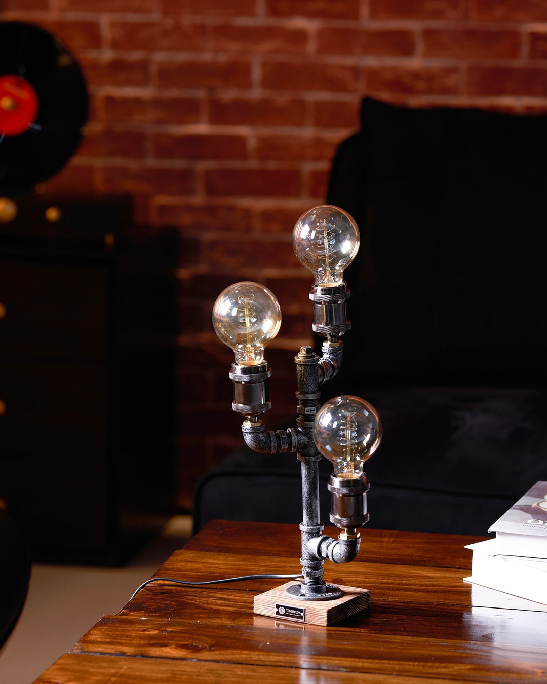 Wood Edison Table Lamp | Kalsten