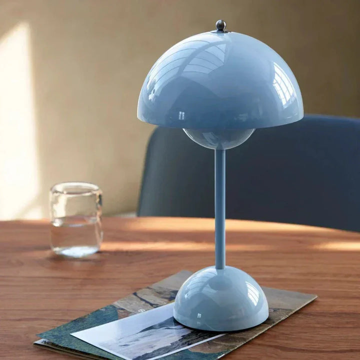 Lunarglo | LED table lamp | Kalsten