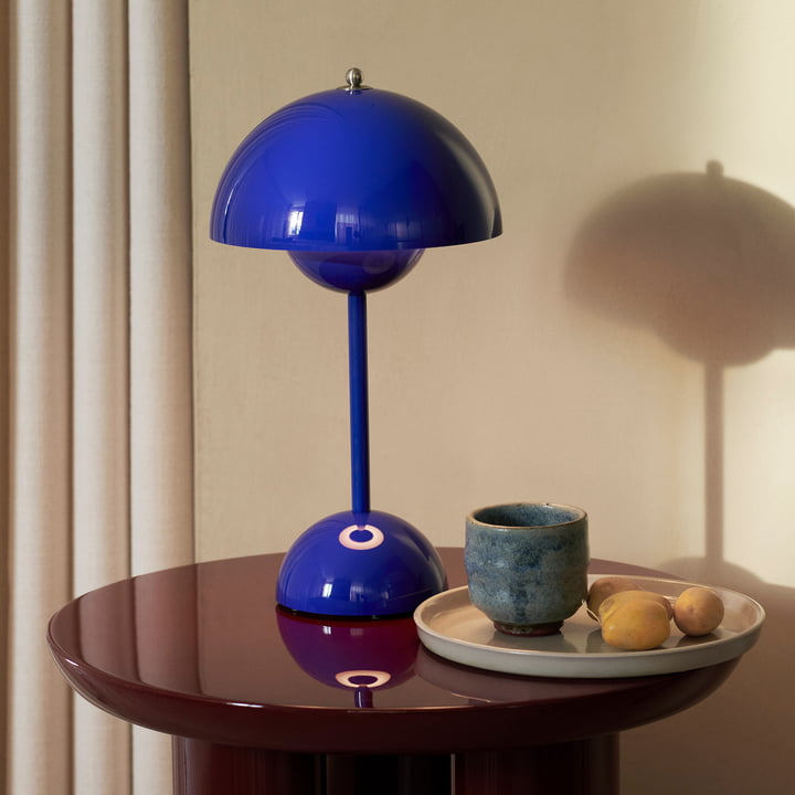 Lunarglo | LED table lamp | Kalsten